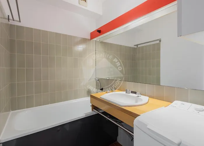 As22777- Dans De Standing Direct Sur Sud Daire *